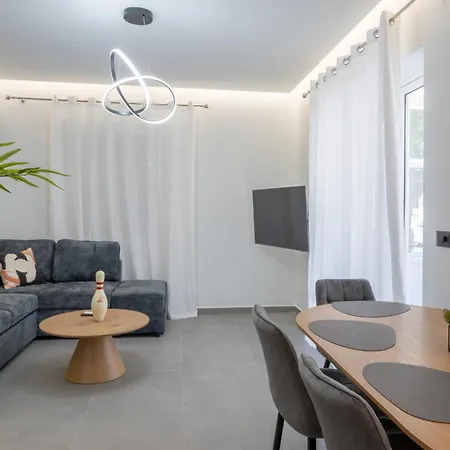 Apartment Kevin - 3 Squares Away From The
